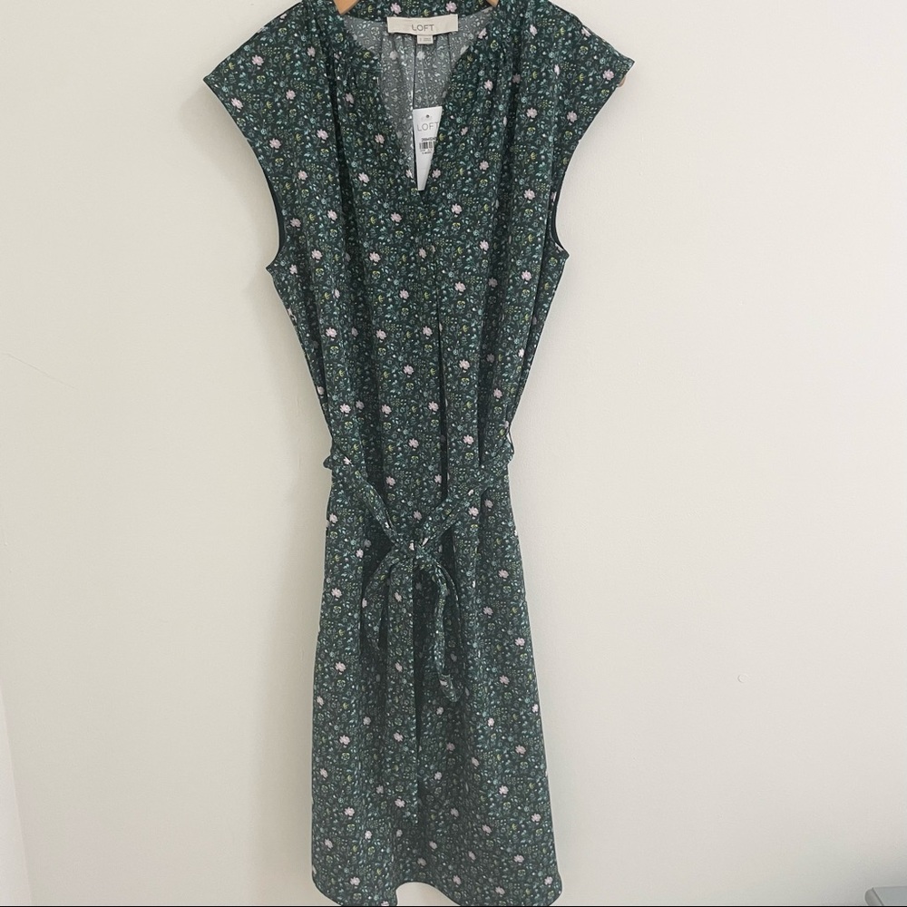 NWT green floral loft dress
